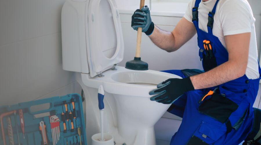 Professional sewer line repair services in Juncos, PR